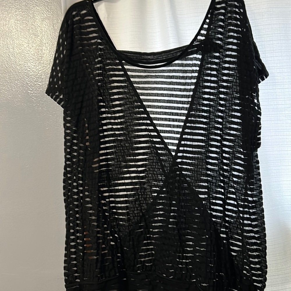 Black striped open back